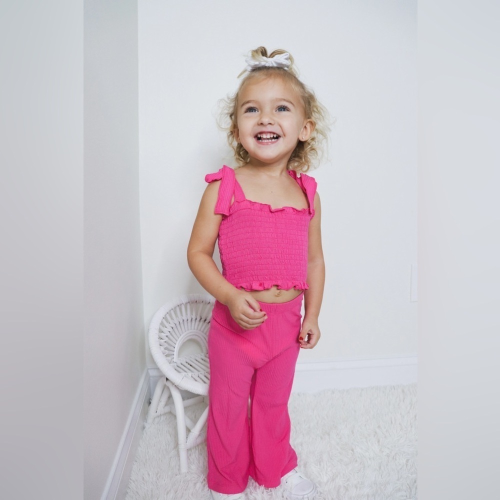 Hot Pink Toddler Linen Set
